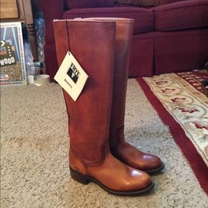 FRYE TALL BROWN LEATHER WESTERN CAMPUS BOOTS 5 NWT